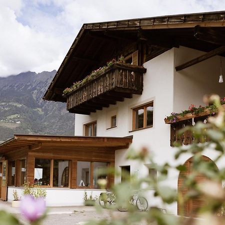 Schoene Wohnung Am Stadtrand Von Meran Valentinhof Екстериор снимка
